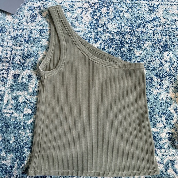 American Eagle | One- Shoulder Tank Top - Picture 2 of 7